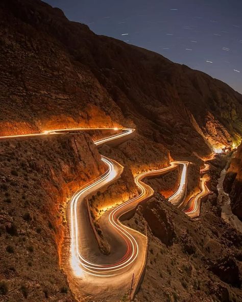 MOROCCO on Instagram: “Dades valley  Road of a thousand Kasbahs is a spectacular drive winding through stunning desert landscapes, villages and palm groves…” Desert Landscapes, Valley Road, The Atlas, Scenic Drive, Atlas Mountains, Desert Landscaping, Mountain Range, North Africa, Travel Life