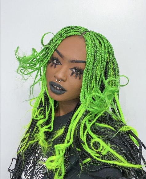 Green Box Braids, Neon Green Hair, Black Box Braids, Cute Box Braids, Green Wig, Cute Box Braids Hairstyles, Mixed Hair, Punk Hair, Green Box