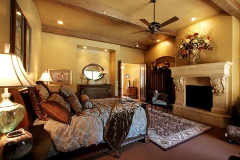 Old World Tuscan Decor | Visit paulhillsconstruction.com Tuscan Bedroom Ideas, Tuscan Bedroom, Tuscan Interior, Tuscany Decor, Tuscan Decor, Tuscan Style Homes, Ideal Bedroom, Cozy Places, Bedroom Redo