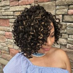 Side-Parted Curly Crochet Bob Long Layered Bob Hairstyles, Crochet Bob, Bobbed Hairstyles With Fringe, Modern Bob Hairstyles, Grey Bob Hairstyles, Undercut Haircut, Hair Colorful, Crochet Hairstyles, Angled Bob Hairstyles