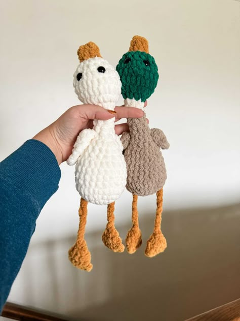 One Hour Crochet Pattern-Low Sew Silly Goose Crochet Goose Amigurumi Free Pattern, Beginner Crochet Baby Projects, Amigurumi Goose Free Pattern, Crochet Duck Lovey Free Pattern, Duck Lovey Crochet Pattern Free, Crochet Goose Pattern Free, Crocheted Ducks, Crochet Duck Pattern Free, One Hour Crochet