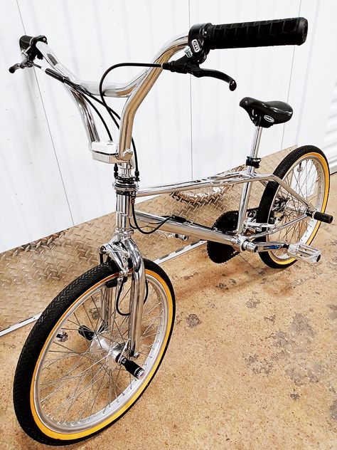 Haro Bikes, Haro Bmx, Bmx Flatland, Bmx 20, Bike Freestyle, Gt Bicycles, Motocross Action, Bike Swag, Vintage Bmx Bikes