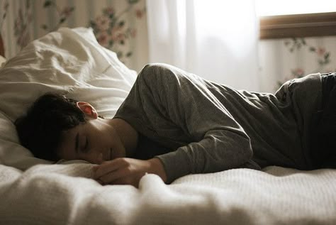 james by j.ÂME.s, via Flickr Sleeping Pose, Sleeping Man, Sleeping Boy, Marcel Proust, A Little Life, Figure Sketching, A Series Of Unfortunate Events, Sleeping In Bed, Male Photography