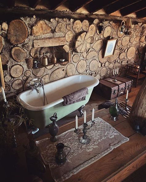 Hobbit House Interior, Storybook Homes, Home Greenhouse, Hobbit House, Bathroom Inspiration Decor, Tiny House Cabin, Small Cabin, Dream Room Inspiration, Room Aesthetic