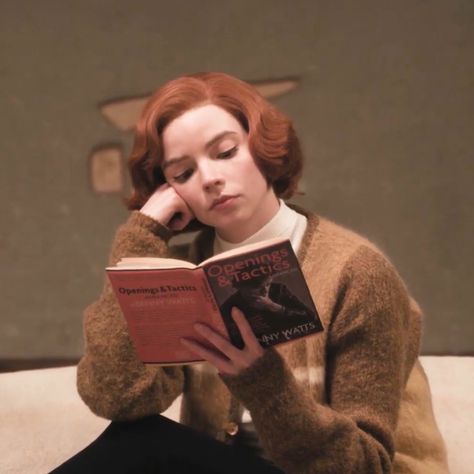 Beth Harmon, The Queen's Gambit, Woman Reading, Reading A Book, A Book, Express Yourself, A Place, Reading, Tumblr