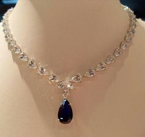 Diamond Necklace Simple, Blue Sapphire Necklace, Pretty Necklace, Necklace Diamond, Fancy Jewelry, A Necklace, Sapphire Necklace, Diamond Pendant Necklace, Gorgeous Jewelry