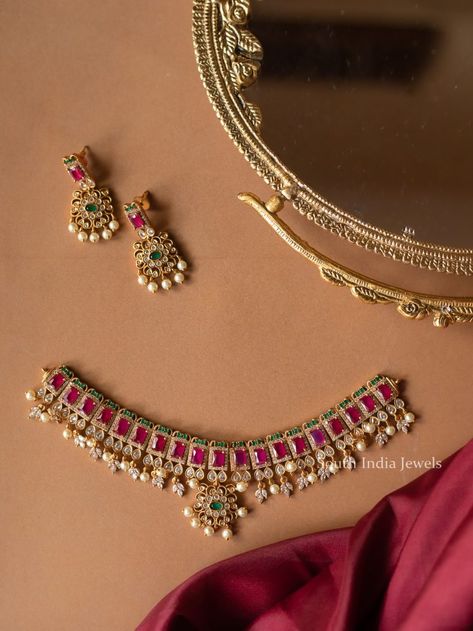 Jumka Earrings, Rajputi Jewellery, Fancy Jewelry Necklace, Fashion Jewellery Online, Antique Jewellery Designs, Fancy Jewellery Designs, Traditional Jewellery, Indian Jewellery Design Earrings, Antique Jewelry Indian