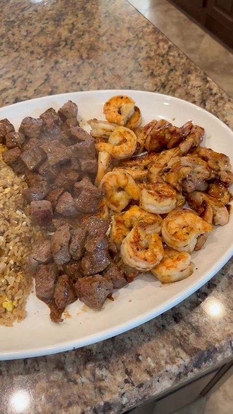 Hibachi RECIPE on dinnerin321.com #hibachi #steak #shrimp #chicken #friedrice #vegetables #veggies #rice #yummyfood #deliciousfood #delish | Dinner in 3, 2, 1 | Dinner in 3, 2, 1 · Original audio Habatchi Recipe, Hibachi Shrimp, Hibachi Steak, Hibachi Fried Rice, Hibachi Recipes, Hibachi Chicken, Steak And Rice, White Rice Recipes, Chicken Fried Rice Recipe