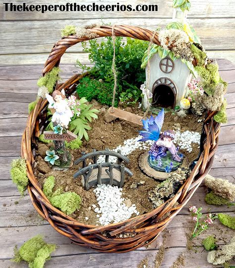 String Easter Basket, Garden Easter Basket, Fairy House Garden, Easter Hamper, Fairy Garden Kit, Fairies Garden, Garden Basket, Fairy Garden Designs, Fairy Accessories