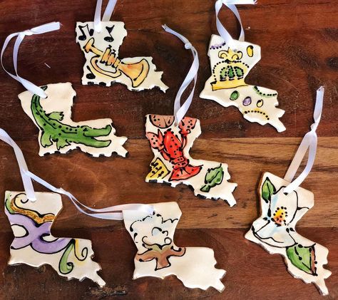 Louisiana Ornaments Diy, Louisiana Christmas Ornaments, Louisiana Christmas Tree, Louisiana Crafts For Kids, Louisiana Christmas Decorations, Louisiana Ornaments, Louisiana Crafts, Journal Aesthetics, Louisiana Decor