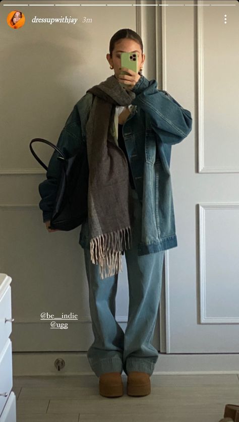 Winter Fits Scarf, Denim On Denim Outfit Fall, Dark Blue Jeans Outfit Casual, Fall Streetwear, Outfit Vintage, Cold Outfits, Lookbook Outfits, Winter Fashion Outfits, Looks Vintage