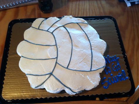 Volleyball cupcake cake from Kroger Volleyball Cupcakes, Pull Apart Cupcake, Volleyball Party, School Cupcakes, Pull Apart Cupcake Cake, Shaped Cakes, Cake Pulls, Pull Apart Cupcakes, Cauliflower Mac And Cheese