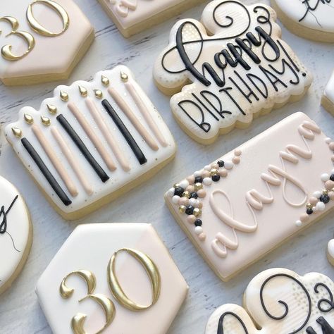 Utah Custom Cookies on Instagram: “A closeup of this fun birthday set 🤩 . . . #cookies #royalicing #royalicingcookies #victoriascookiecompany #customsugarcookies…” Happy Birthday Hand Lettering, Gold Cookies, Hello 30, Frosted Cookies, Amazing Cookies, Cookies Birthday, Crazy Cookies, Milestone Birthday Party, Decorating Cookies