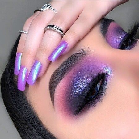 Maquillage Goth, Party Eye Makeup, Intense Makeup, Make Up Designs, Purple Eye Makeup, Purple Makeup, Eye Makeup Designs, Colorful Eye Makeup, Makeup Eye Looks