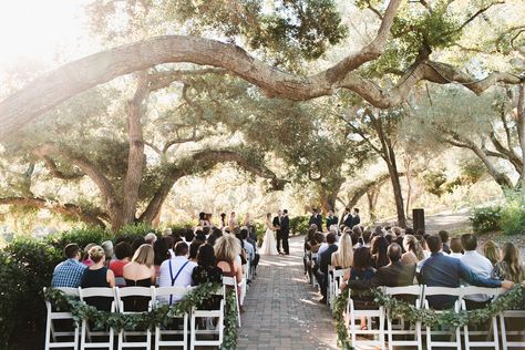 Oak Trees Ceremony | Lauren + Michael | San Diego Wedding Venue | Mt Woodson Castle Oak Tree Wedding Ceremony, Tree Wedding Ceremony, Oak Tree Wedding, Wedding Venues Outdoor, San Diego Wedding Venues, Wedding Day Tips, Yosemite Wedding, Wedding Exits, Seating Plan Wedding