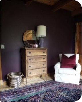 Blackberry Sherwin Williams, Moody Plum Bedroom, Sherwin Williams Blackberry, Dark Purple Bedroom Walls, Dark Purple Bedroom, Purple Bedroom Walls, Townhome Decor, Modern Gothic Home, Plum Bedroom