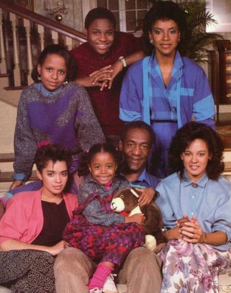 The Cosby show Keshia Knight Pulliam, Black Sitcoms, Cosby Show, Black Tv Shows, Phylicia Rashad, The Cosby Show, Lisa Bonet, Family Tv, Black Family