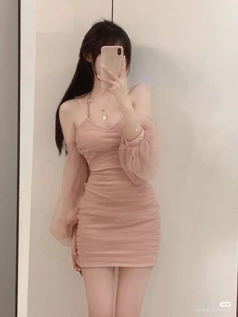 Hot Girly Outfits, Hot Dress Outfits, Ulzzang Dress, Outfit Korean Style, Girls Dress Outfits, Fashion Top Outfits, Girls Pink Dress, Trendy Dress Outfits, Korean Fashion Dress