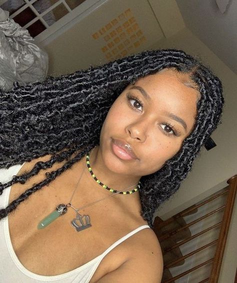 Soft Locs, Butterfly Locs, Faux Locs Hairstyles, Box Braids Hairstyles For Black Women, Hairstyles Braided, Goddess Hairstyles, Box Braids Styling, Girls Hairstyles Braids, African Braids Hairstyles