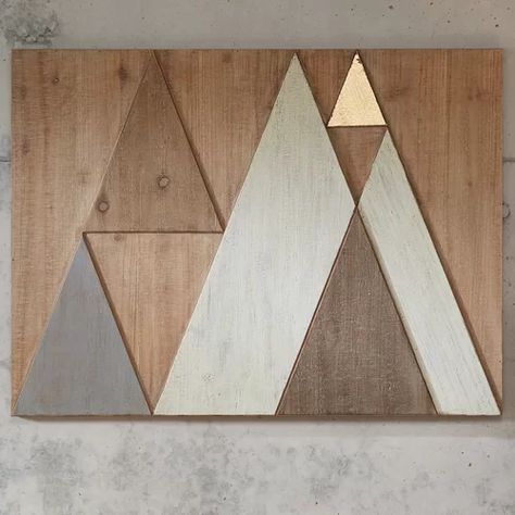 Wall Designing, Triangle Wall Art, Wood Mountains, Wood Wall Decoration, Power Carving, Wall Art Cool, Office Wall Design, Rustic Wood Wall Decor, Old House Interior