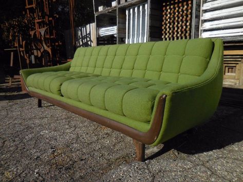 60'S ADRIAN PEARSALL STYLE TUFTED GONDOLA SOFA MID CENTURY MODERN BAUGHMAN ERA 60s Couch, 50s Sofa, 1950 Furniture, Mid Century Sofa Bed, Sofa Mid Century Modern, Sofa Mid Century, Mid Century Couch, Mid Century Modern Couch, Button Tufted Sofa