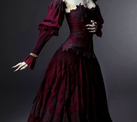 Love this sleeve... Victorian Goth, Fantasy Costumes, Fantasy Dress, Fashion Costume, Fantasy Clothing, Fantasy Fashion, Yohji Yamamoto, Pastel Goth, Historical Fashion