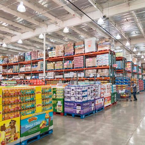 13 Costco Tips Frequent Shoppers Keep to Themselves Costco Membership, Bulk Shopping, Practical Knowledge, Costco Meals, House Hacks, Store Hacks, Eat This Not That, House Tips, Grocery Items