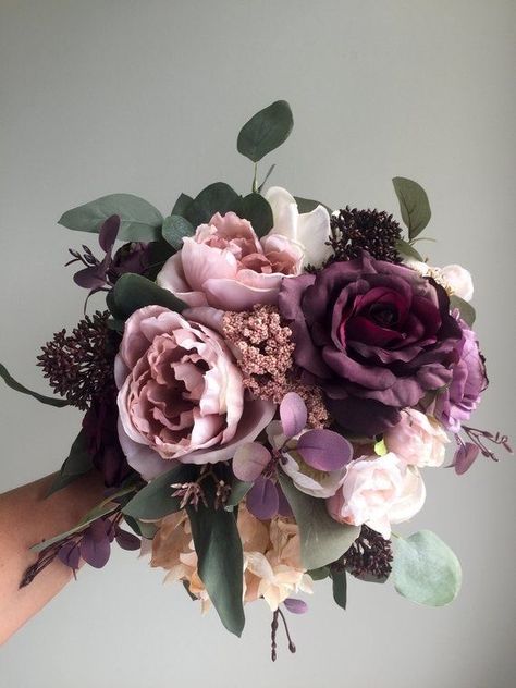 Supernatural Wedding, Cheyenne Aesthetic, Wedding Bouquet Autumn, Fall Wedding Bouquets Purple, Autumn Bridal Bouquet, Wedding Bouquet Purple, Autumn Bouquets, Homecoming Flowers, Fall Wedding Bouquet