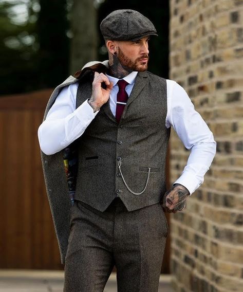 Peaky Blinders Costume, Brown Tweed Suit, Vintage Suit Men, Great Day, Formal Wedding Suit, Peaky Blinders Suit, Tweed Wedding Suits, St Jerome, Herren Style