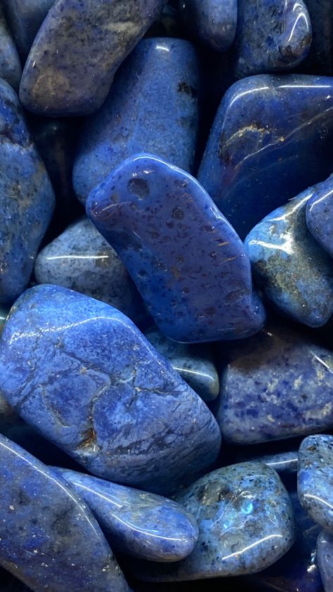 Sapphire Stone Aesthetic, Sapphire Stones Aesthetic, Sodalite Aesthetic, Blue Crystals Aesthetic, Pierre Aesthetic, Stones Wallpaper, Stone Aesthetic, Crystal Aesthetic, Happy New Year Images