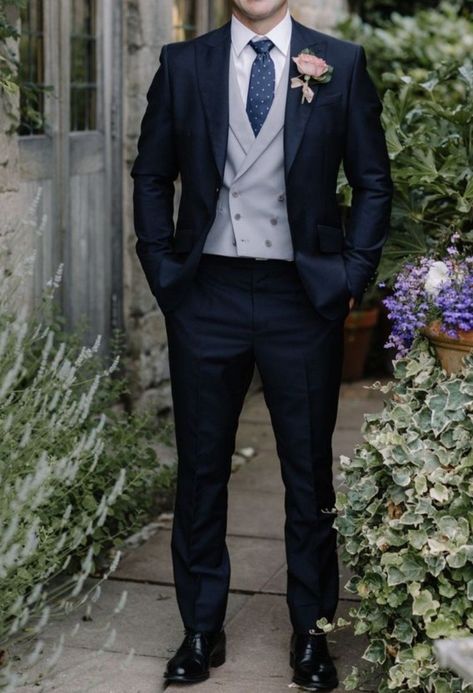 Blue Black Suit Men Wedding, Midnight Blue Groom Suit, Blue Gray Suit Wedding, Midnight Blue Wedding Suit, Midnight Blue Suit Wedding, Dark Navy Groom Suit, Dark Blue Suit Men Wedding, Dark Blue Tuxedo Wedding, Dark Blue Wedding Suit