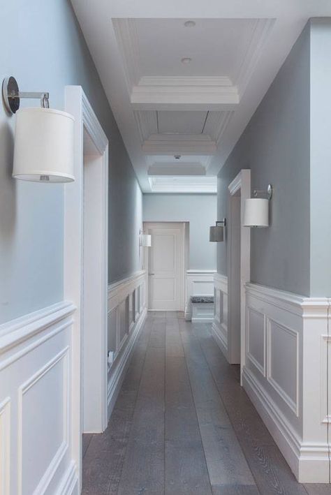 Wall Paneling Ideas, Hallway Panelling, Paneling Ideas, Modern Wall Paneling, Wainscoting Styles, Hallway Walls, Modern Hallway Ideas, Wall Style, Corridor Design