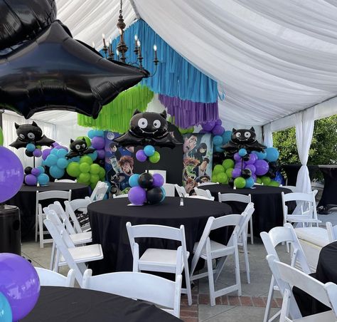 Hotel Transylvania Balloon Arch, Hotel Transylvania Backdrop, Hotel Transylvania Baby Shower Ideas, Hotel Transylvania Party Decorations Diy, Transylvania Birthday Party, Hotel Transylvania Birthday Party, Festa Hotel Transylvania, Hotel Transylvania Birthday, Hotel Transylvania Party