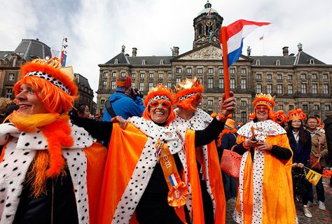 Credit: Cris Toala Olivares/Reuters People celebrate the investiture of the new Dutch king Kings Day Netherlands, Amsterdam Holland, The Royal Palace, Netherlands Travel, Kings Day, Amsterdam Netherlands, Royal Palace, Creative Studio, Reign