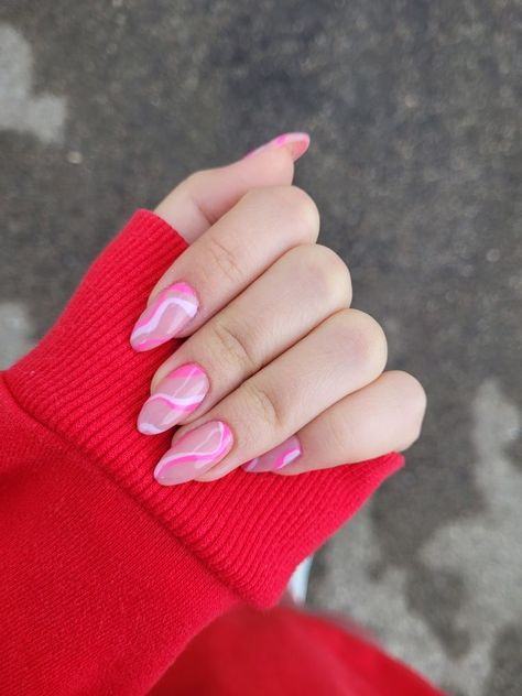 Pink And White Swirl Almond Nails, White Pink Swirl Nails, Wavy Pink Nails, Pink And White Wavy Nails, Hot Pink Wave Nails, Pink Nail Swirl Designs, Pink Almond Nails With Swirls, Summer Nails Swirls Pink, Round Swirl Nails