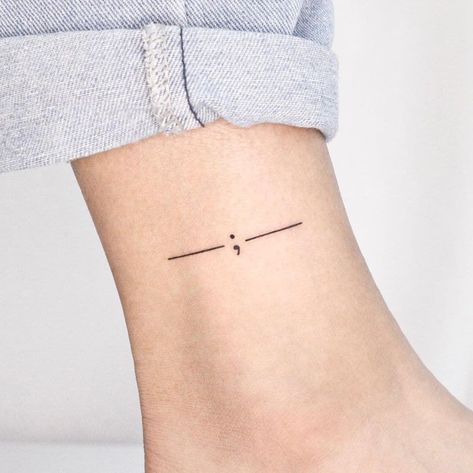 Small Symbol Tattoos For Women, Minimal Tattoo Ideas Meaning, Cool Minimalist Tattoos With Meaning, Mini Tats With Meaning For Women, Tattoo With Hidden Meaning, Minimal Tattoos For Women With Meaning, Mini Tattoos With Meaning For Women, Minimalist Tattoo Small Meaningful, Unique Minimalist Tattoos For Women