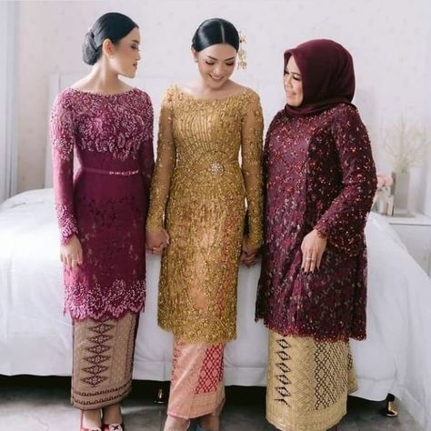 Model Kebaya Brokat Modern Hijab, Songket Dress Modern, Songket Dress, Kebaya Graduation, Dress Muslim Modern, Kebaya Wedding, Kebaya Modern Dress, Hijab Dress Party, Modern Kebaya