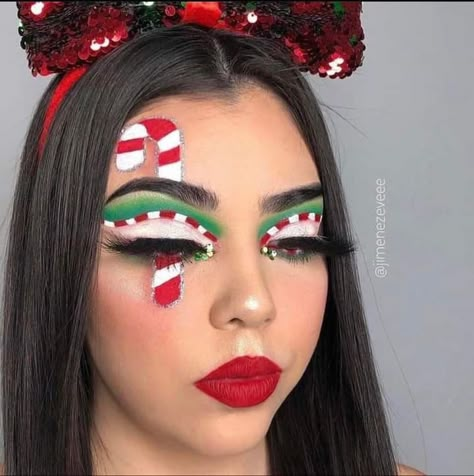 Snowman Makeup Looks, Christmas Make Up Idea, Easy Grinch Makeup, Christmas Makeup Ideas Holiday, Christmas Makeup Art, Holiday Makeup Christmas, Holiday Eye Makeup, Xmas Makeup, Christmas Eyeshadow