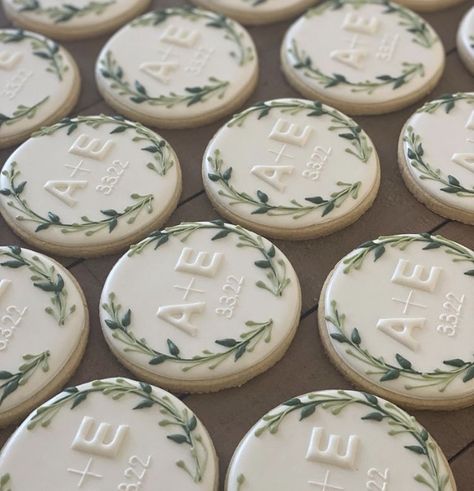 Minimalist Wedding Cookies, Decorated Wedding Cookies Simple, Elegant Wedding Cookies Decorated, Wedding Favor Cookies Decorated, Royal Icing Wedding Cookies, Wedding Cookies Decorated Simple, Wedding Sugar Cookies Decorated, Wedding Cookie Ideas, Decorated Wedding Cookies