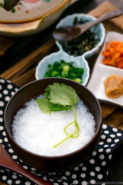 Simple and easy homemade Japanese rice porridge recipe. All you need is water and rice! Garnish with scallions, salted salmon, and nori, this homey, comforting dish will sure to keep you nourished and the chill at bay. #riceporridge #okayu | Easy Japanese Recipes at JustOneCookbook.com Japanese Rice Porridge, Rice Porridge Recipe, Japanese Rice Dishes, Salted Salmon, Just One Cookbook, Recipe Rice, Easy Japanese Recipes, Asian Cucumber Salad, Porridge Recipes