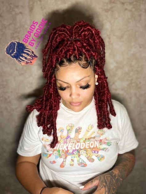 Short Butterfly Locs With Color Red, Burgundy Butterfly Locs, Red Butterfly Locs, Burgundy Faux Locs, Kool Aid Hair Dye, Butterfly Locks, Black Hair 90s, Hair Burgundy, Hair Locs