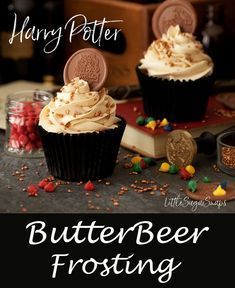 Butterbeer frosting #butterbeer #butterbeerfrosting #butterbeerbuttercream #harrypotter #butterscotchfrosting #butterscotchbuttercream Butter Beer Frosting, Butterbeer Buttercream Frosting, Butterbeer Frosting, Sorting Hat Cupcakes, Flavoured Cakes, Butterbeer Cake, Butterbeer Cupcakes, Harry Potter Snacks, Hobbit Food