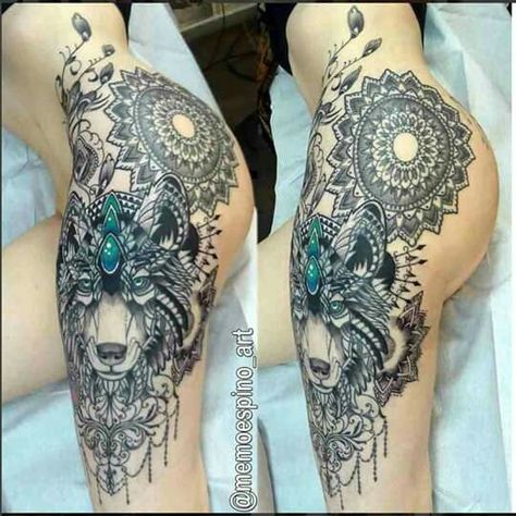 Hip Thigh Tattoos, Hip Tattoos, Muster Tattoos, Hip Tattoos Women, Pieces Tattoo, Wolf Tattoo Design, Geniale Tattoos, Tattoos Women, Thigh Tattoos Women