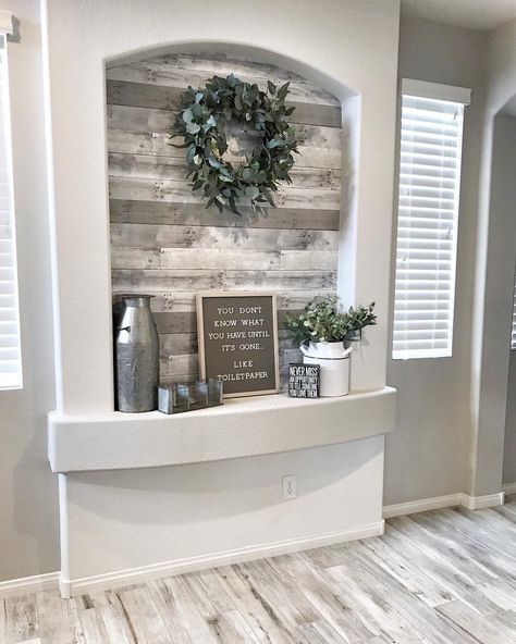 Brooke (@plankandpillow) • Instagram photos and videos Wall Alcove Decor, Wall Nook Ideas, Wall Niche Decorating, Decorating A Niche In A Wall, Wall Niche Ideas Living Room, Niche Ideas Living Room, Wall Niche Decor Ideas, Alcove Decor, Arched Wall Niche