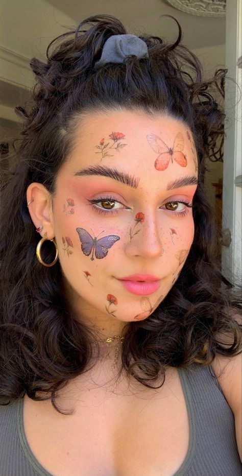 Tattoos Butterflies, Temporary Face Tattoos, Butterfly Face Paint, Flowers Creative, Butterfly Eyes, Butterfly Makeup, Butterfly Face, Butterflies Flowers, Face Tattoos