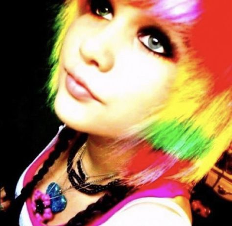 Amber Katelyn Beale, Scene Queens, Emo Goth, Rawr Xd, Scene Kids, Scene Emo, Emo Girls, Emo Scene, Amber