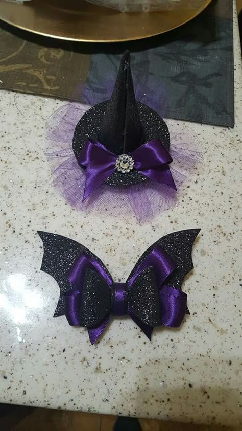 30+ Incredible and Eerie Jewelry Ideas for Halloween Accessories Halloween Hair Bows Ideas, Halloween Bows Hair, Halloween Hair Accessories Diy, Halloween Bows Diy, Halloween Hair Bows Diy, Diy Halloween Hair Accessories, Halloween Hair Accessories, Pola Topi, Halloween Hair Bows