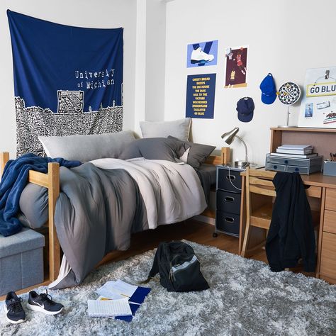 Room Ideas for Guys - Guys Dorm Room Ideas | Dormify Elegant Dorm Room, Guy Dorm, Guy Dorm Rooms, Boys Dorm Room, College Bedroom Apartment, Dorm Design, College Dorm Room Essentials, College Room Decor, Dorm Inspiration