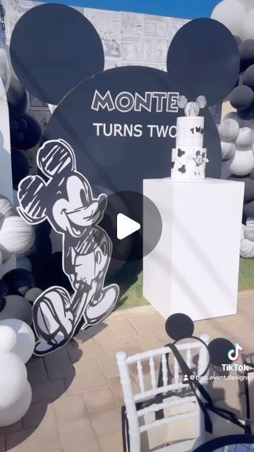 The Blue & White Cottage Co. on Instagram: "Step into a timeless celebration with Monte’s black & white vintage Mickey birthday! 🖤🤍 From custom comic strip Mickey cookies 🍪 to stunning silver gazing balls and keepsake place cards for the little guests, every detail was unforgettable. And the best part? Mickey Mouse himself stopped by to join the fun! 🎉✨ #EventPlannerMagic #VintageMickey #CustomDetails #PartyInspo #LuxuryEvents #KidsPartyGoals" Vintage Mickey Birthday, Vintage Mickey Mouse Party, Vintage Mickey Mouse Birthday, Mickey Cookies, Mickey Clubhouse, Gazing Balls, Black White Vintage, Gazing Ball, Mickey Birthday