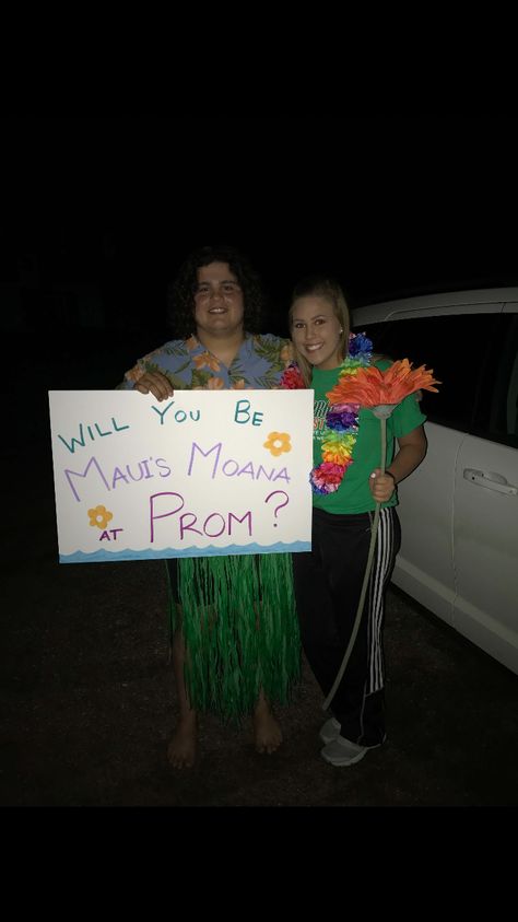 Moana Promposal :) Moana Hoco Proposals Ideas, Moana Promposal, Creative Prom Proposal Ideas, Dance Proposal, Prom Proposal, Big Night, Disney Theme, Moana, Create Yourself